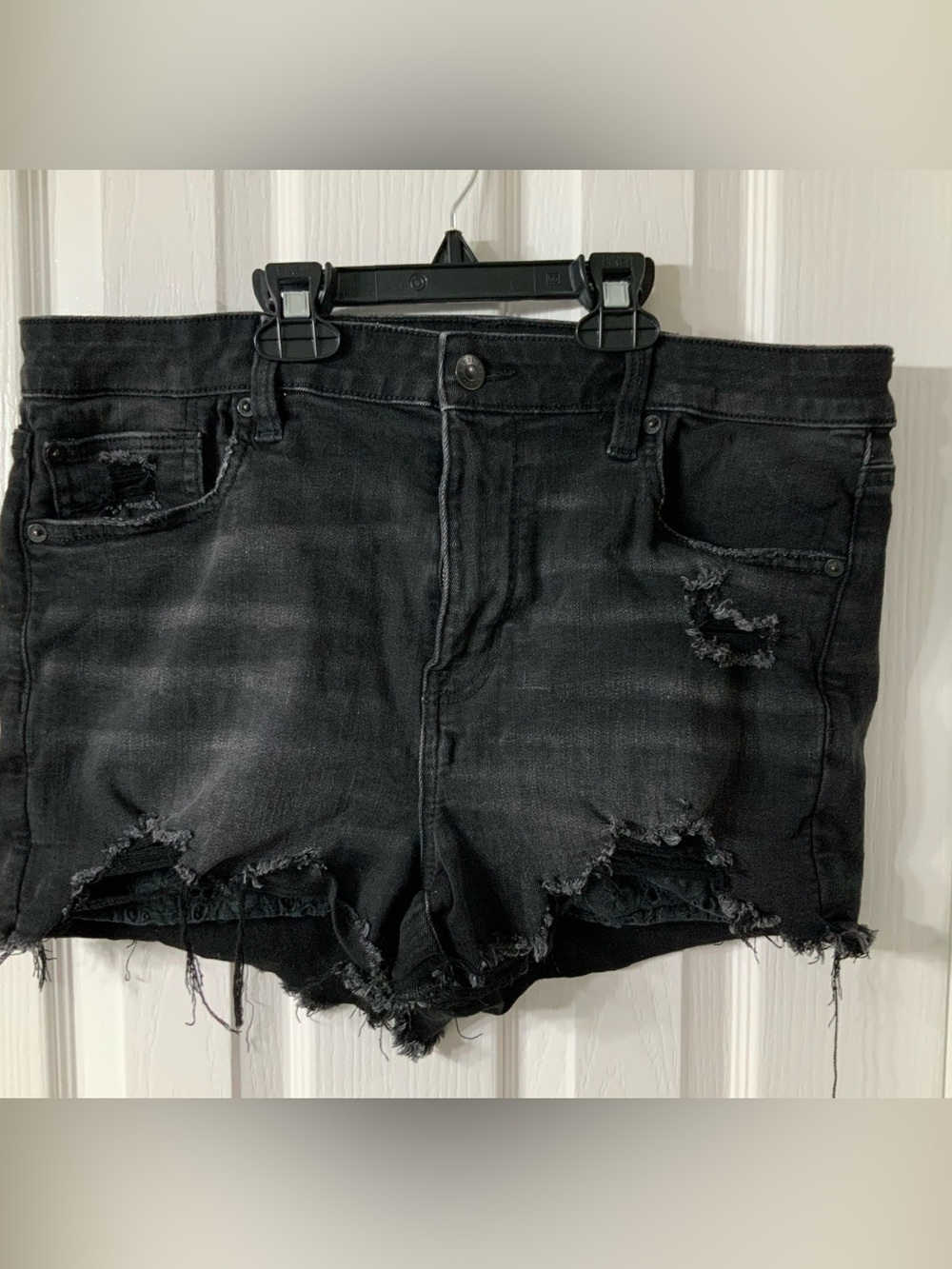 American Eagle Outfitters Next Level Stretch High-Rise Black Distressed Denim